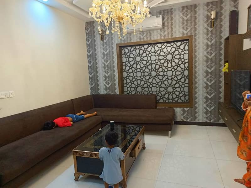 Ten Marla Furnished Upper Portion in Gulbahar Block Bahria Town Lahore 13