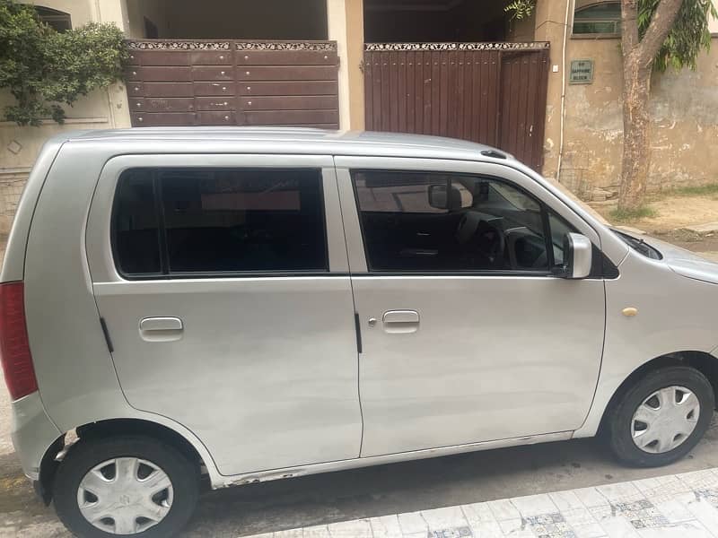 Suzuki Wagon R 2017 1