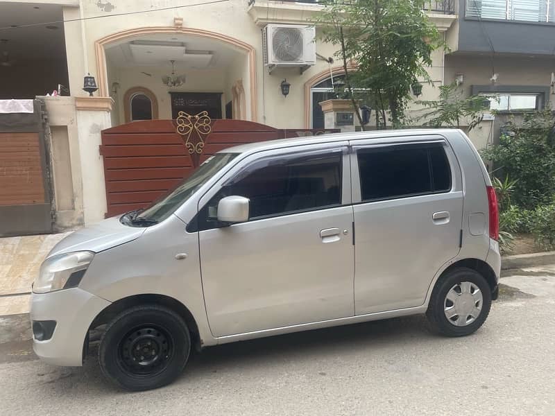 Suzuki Wagon R 2017 6