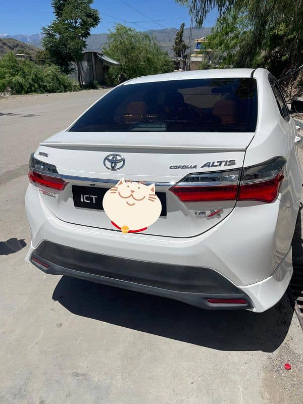 Toyota Corolla Altis 2018 1