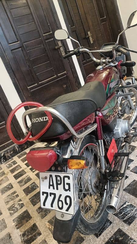 HONDA CD-70 2022 : Superb Condition 2