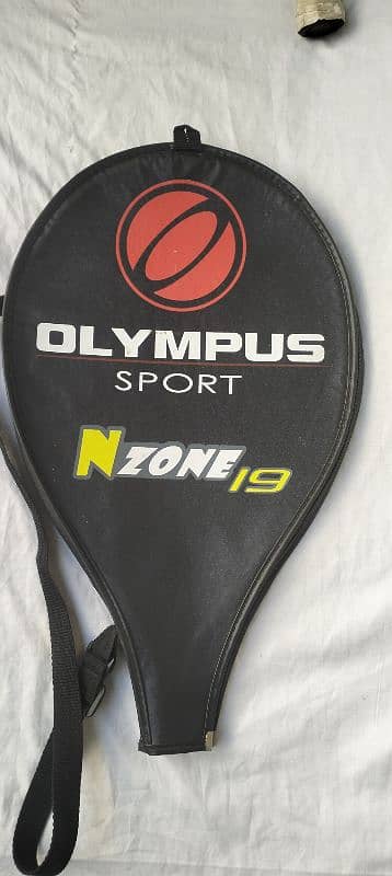 imported junior tennis racket used but like new 7