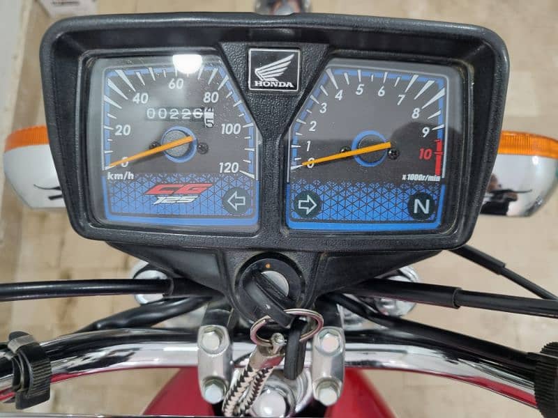 Honda CG-125 Applied 2025 200km use only 11