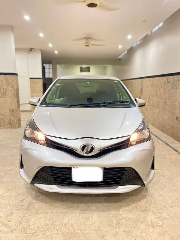 Toyota Vitz 2015 0