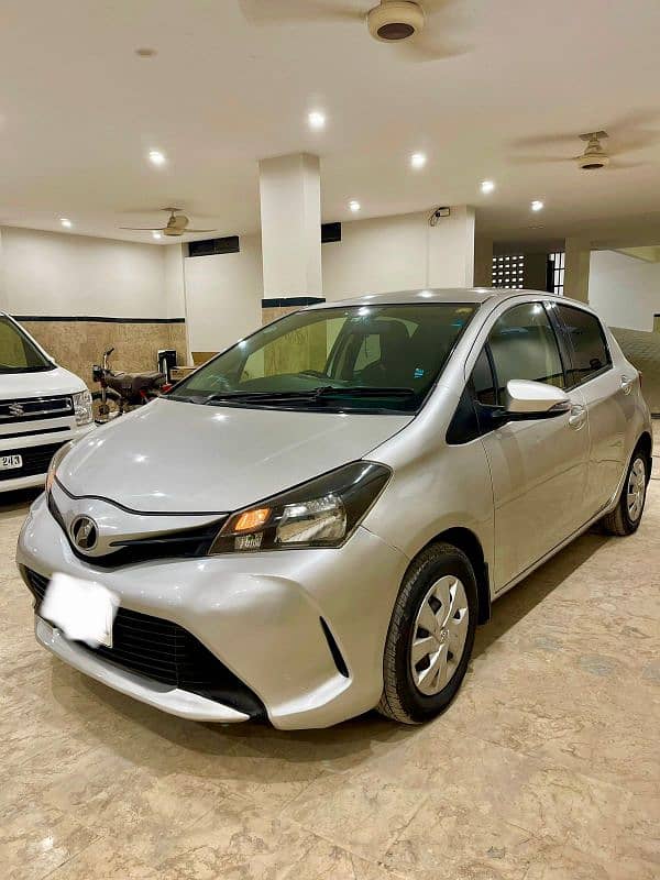 Toyota Vitz 2015 5