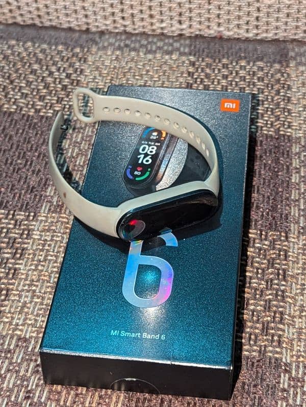 MI BAND 6 - ONLY 2 MONTHS USED 1