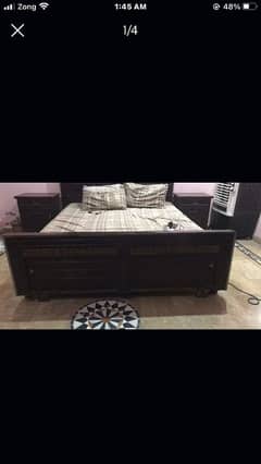 Bed with 2 sidetables or dressing