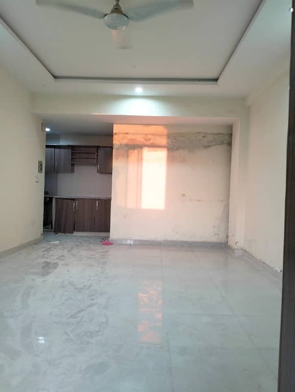 unfurnished apartment. 0317*7859*451 1