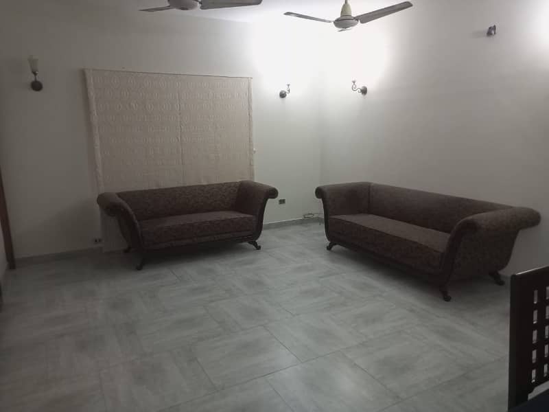 Bungalow for Rent 500 Sqyd - DHA Phase 7 7