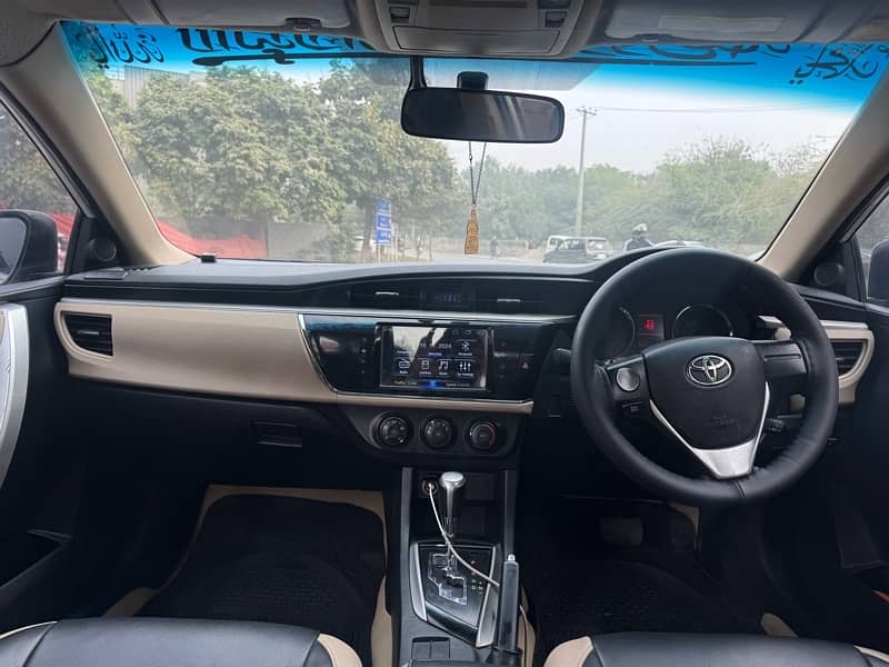 Toyota Altis Grande 2016 3