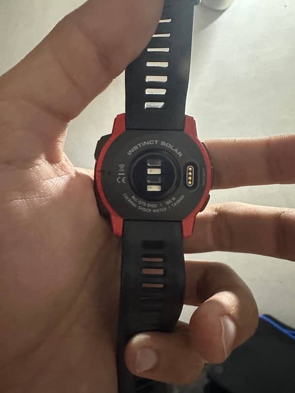 Garmin Instinct solar with original spare band 2