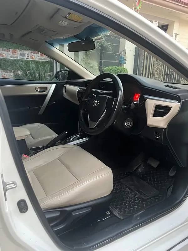 Toyota Altis Grande 2016 5