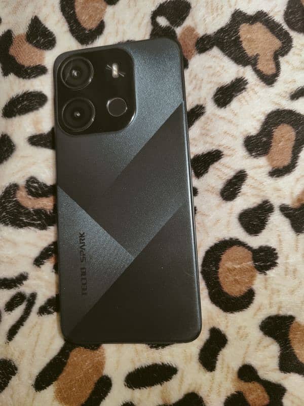 Tecno spark go 2023 2