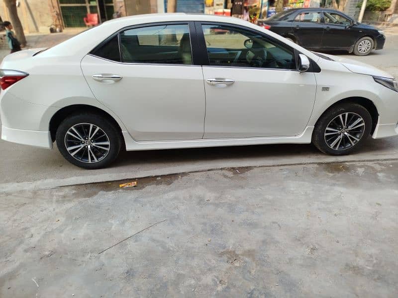 Toyota Altis Grande 2018 8