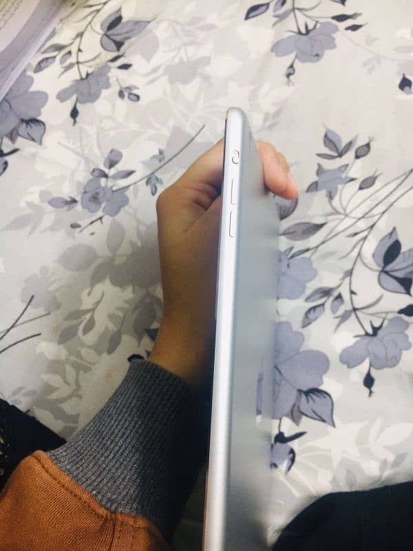 Ipad air   03044935020 5