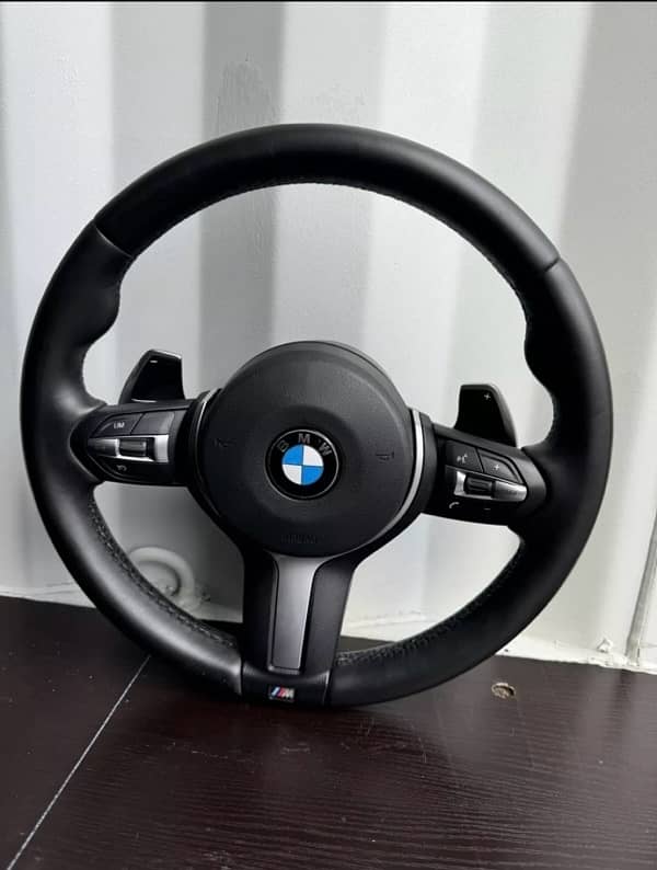 BMW Steering Wheel  (UK) 1