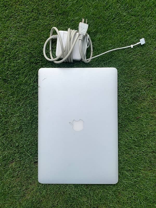 Macbook Pro 15 (16/512) 4