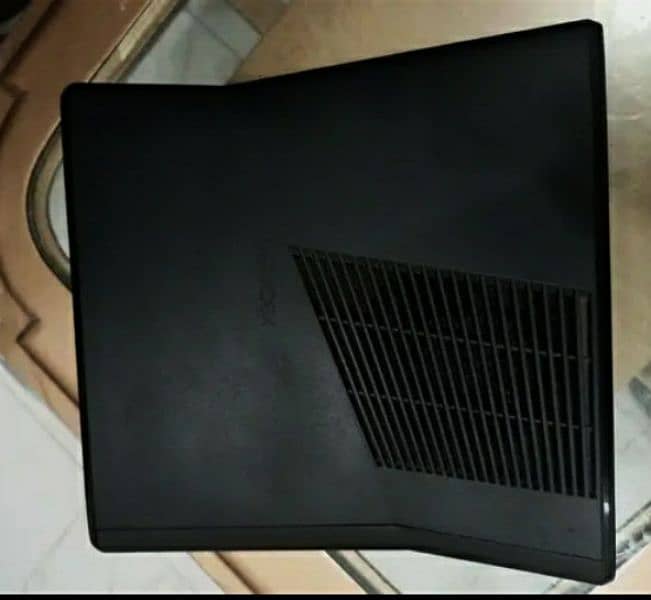 Xbox 360 Slim Jailbreak 250GB 2