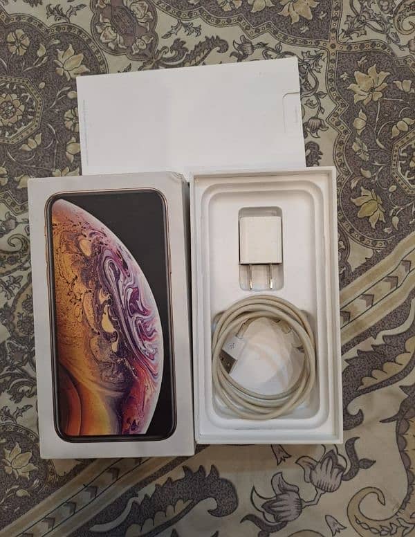 Iphone XS Gold Colour Original Box Official Dual Sim PTA Approve 10/10 9