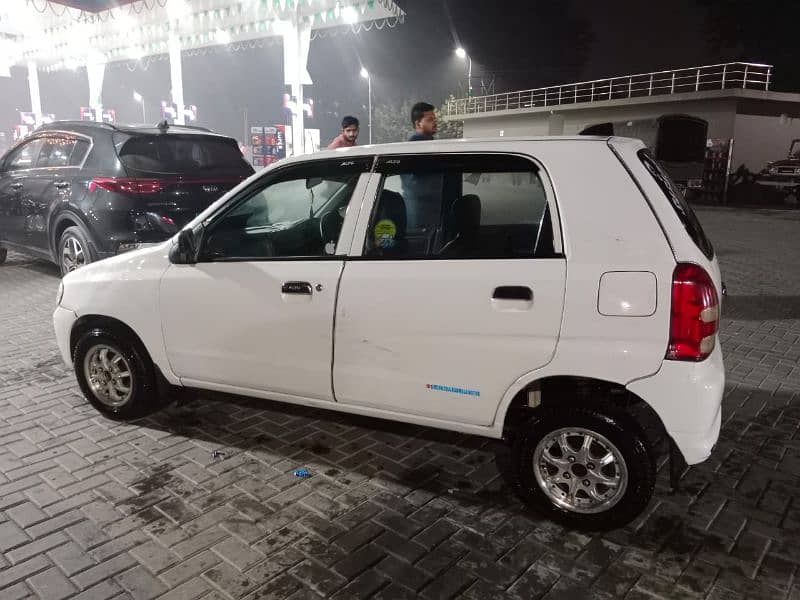 Suzuki Alto 2012 3