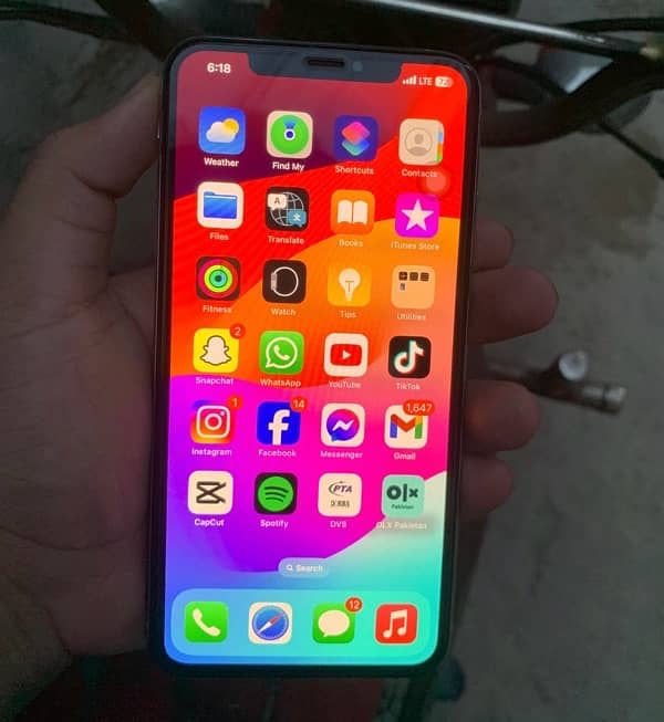 iphone xs max PTA DUAL SIM APPROVED 64gb WATERPACKED 10/9 2