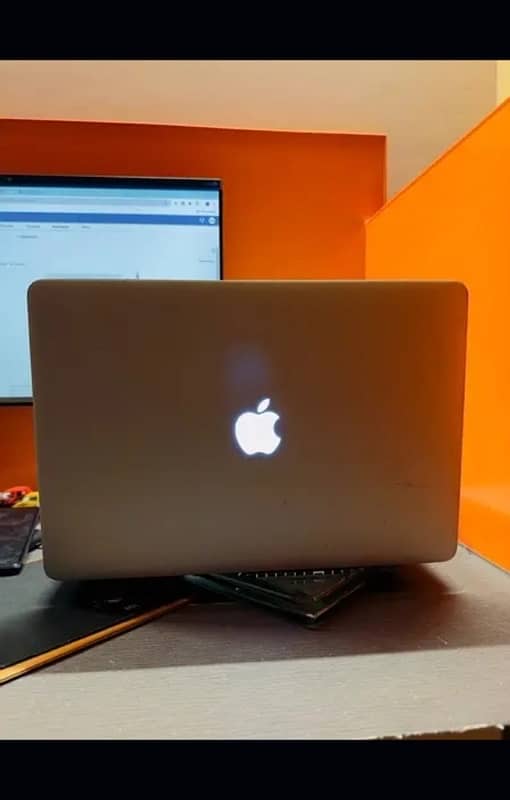 MacBook Pro 2015 i7 16/512ssd /Exchange possible too. 1