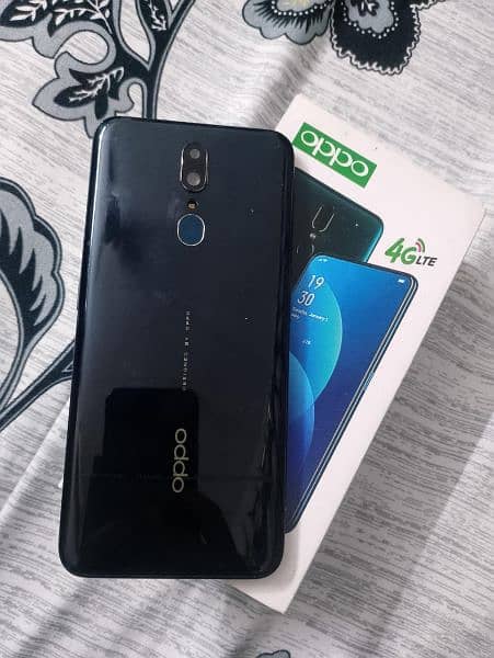 OppoF11 Mobile and Box Contact whatsap +92 319 2884227 2