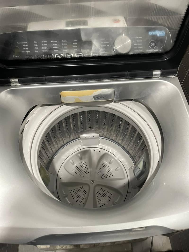 Haier Automatic Top Load HWM 95-1678 / 9.5 KG Fully Washing Machine 1