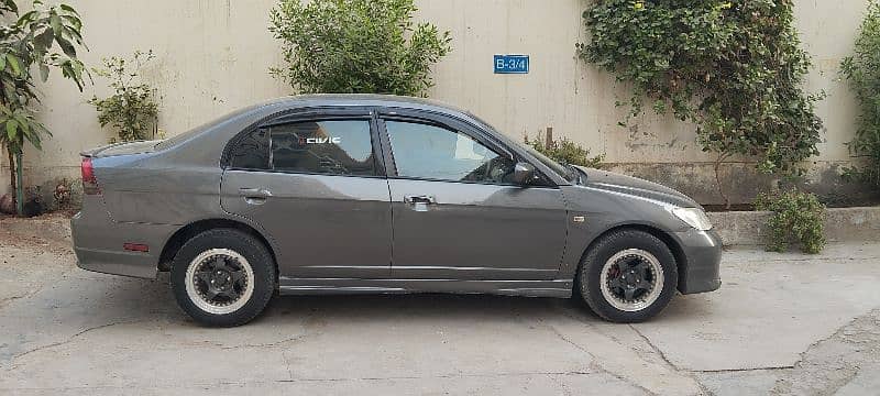 Honda Civic EXi 2004 0