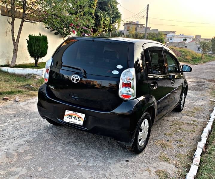 Toyota Passo 2011 3