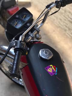 Honda  125 : 16 model