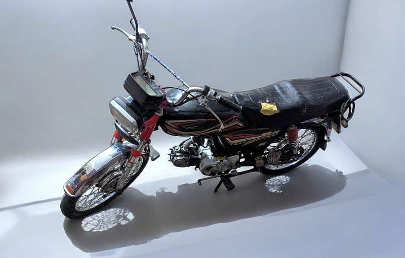 HAWK 70CC Bike 1