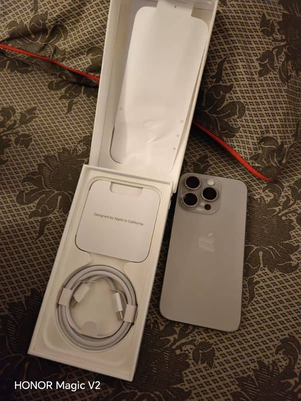 Apple Iphone 15 Pro 256gb Ch Variant 2