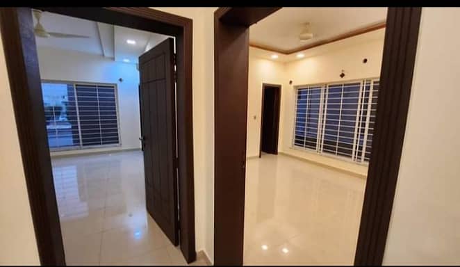 10 Marla full house available for rent in phase 4 bahira town Rawalpindi 1