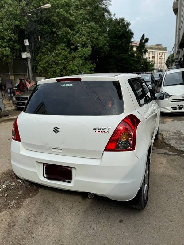 Suzuki Swift 2019 DLX manual 3