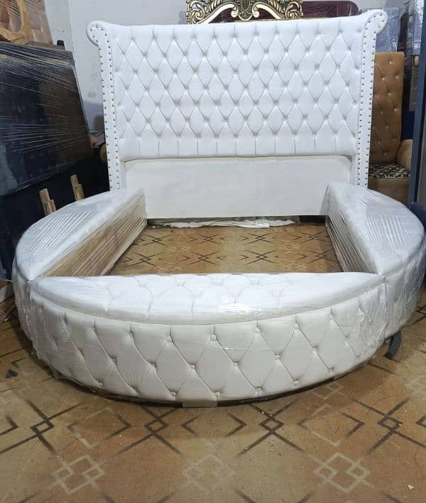 round bed 0