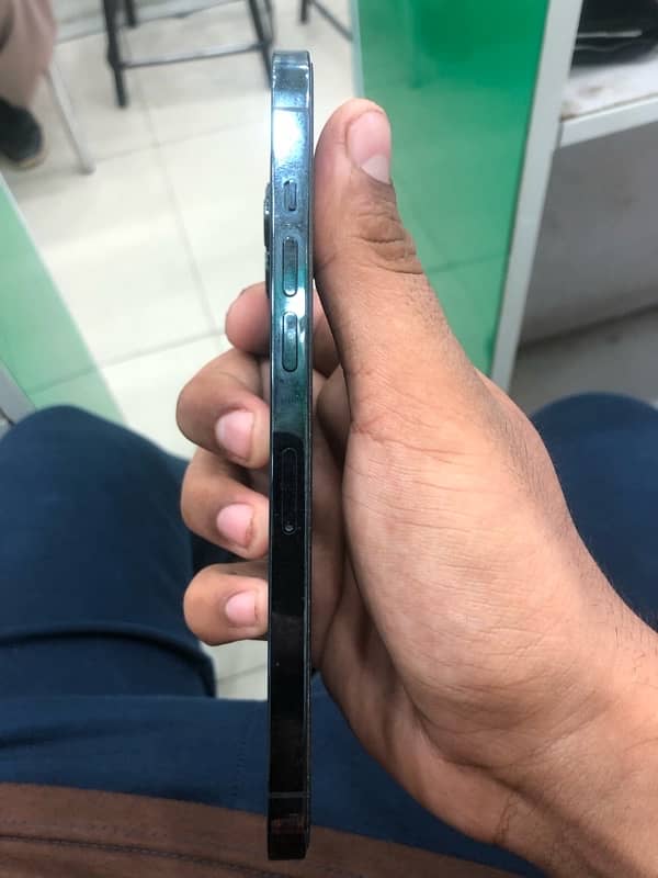 iPhone 12pro max 256gb pta approved 5