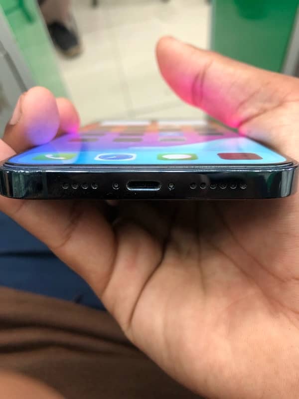 iPhone 12pro max 256gb pta approved 6