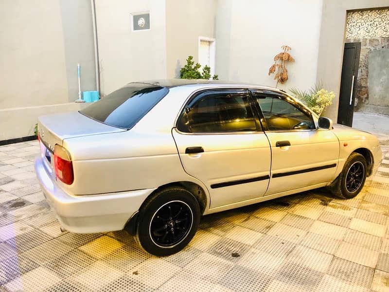 Suzuki Baleno 2002 3