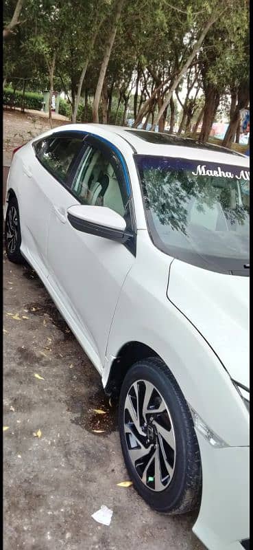 Honda Civic VTi Oriel 2017 1st owner 7