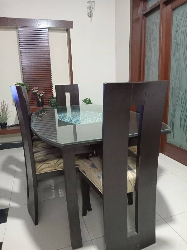 Dining table 6 chairs 2