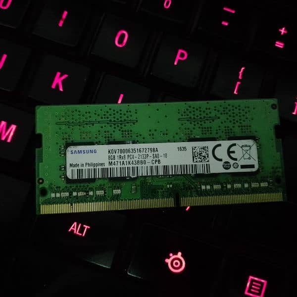 Samsung DDR4 8GB PC4 2133P 0