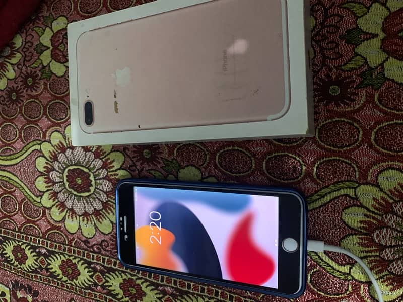 i phone 7plus with box  PTA Approved 0