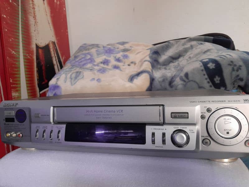 vcr model available 100% ok  fresh condition 7