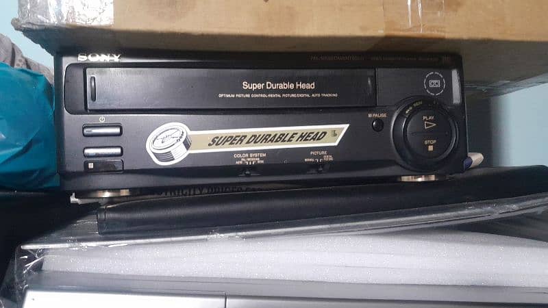 vcr model available 100% ok  fresh condition 8