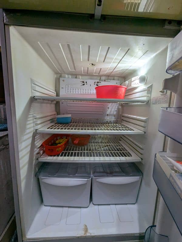 Large Size Pel Refrigerator for Sale 0