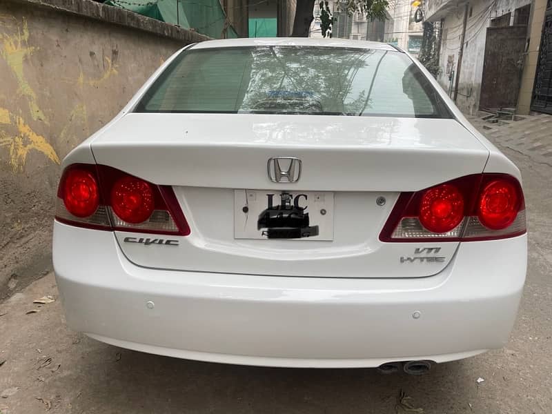 Honda Civic reborn 2007 car family use urgent sale 4