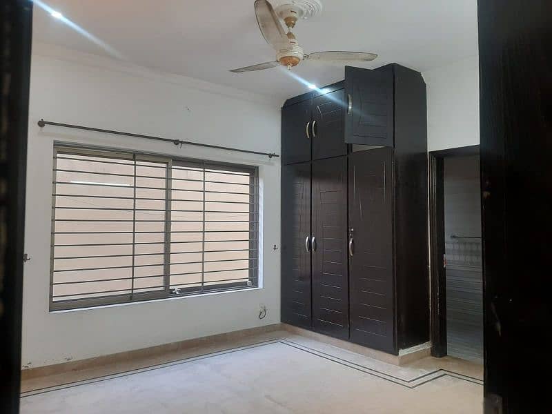 1kanal portion for rent in Banigala Near Beaconhouse 5