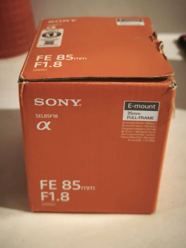 Sony FE 85mm F1.8 5