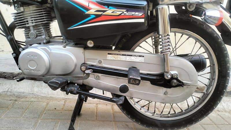 Honda cg 125  model  2019 Black colour  Panjaab number  First owner 2